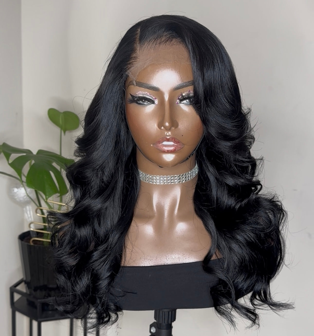 Kiki (Jet Black)