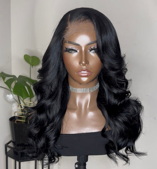 Kiki (Jet Black)
